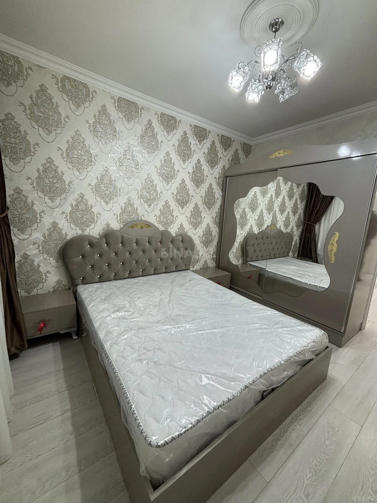 Kirayə verilir 2 otaqlı mənzil 65 m²
