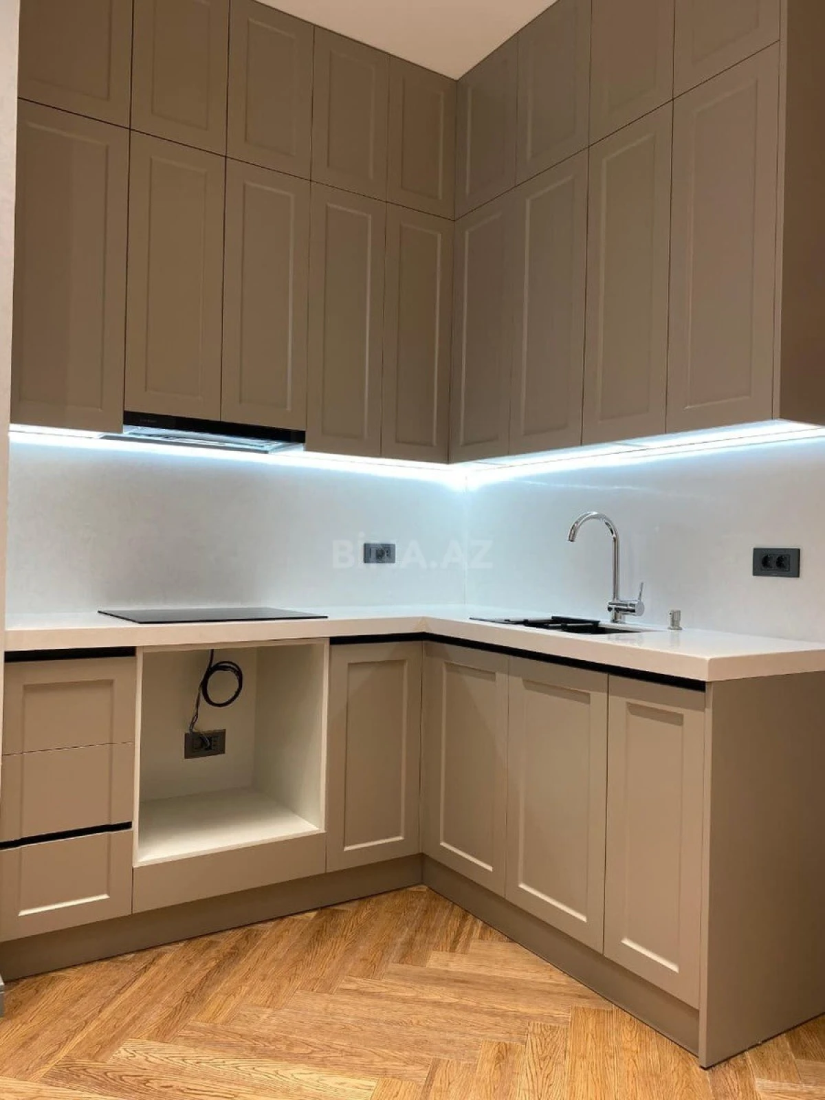 Satılır 2 otaqlı mənzil 68.7 m²