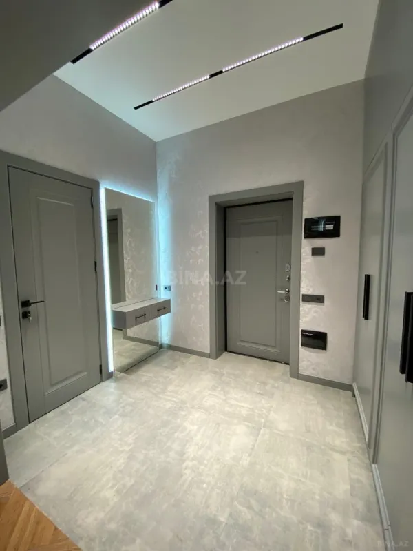 Satılır 2 otaqlı mənzil 68.7 m²