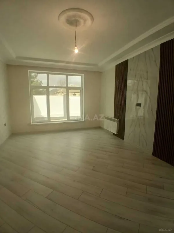 Satılır 5 otaqlı həyət evi 220 m²