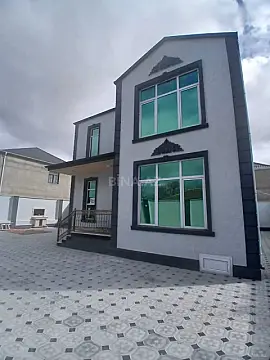 Satılır 5 otaqlı həyət evi 220 m²