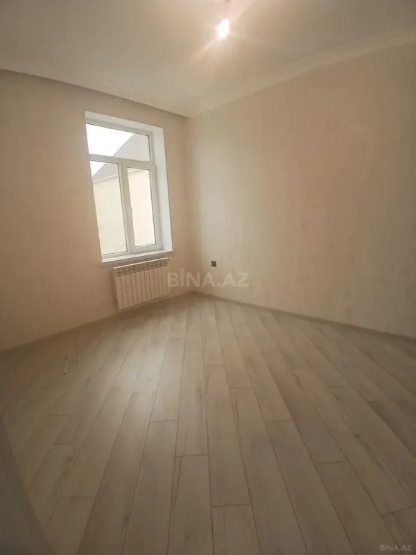 Satılır 5 otaqlı həyət evi 220 m²