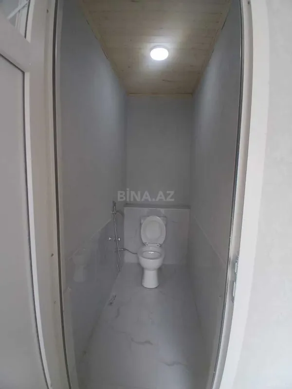 Satılır 5 otaqlı həyət evi 220 m²