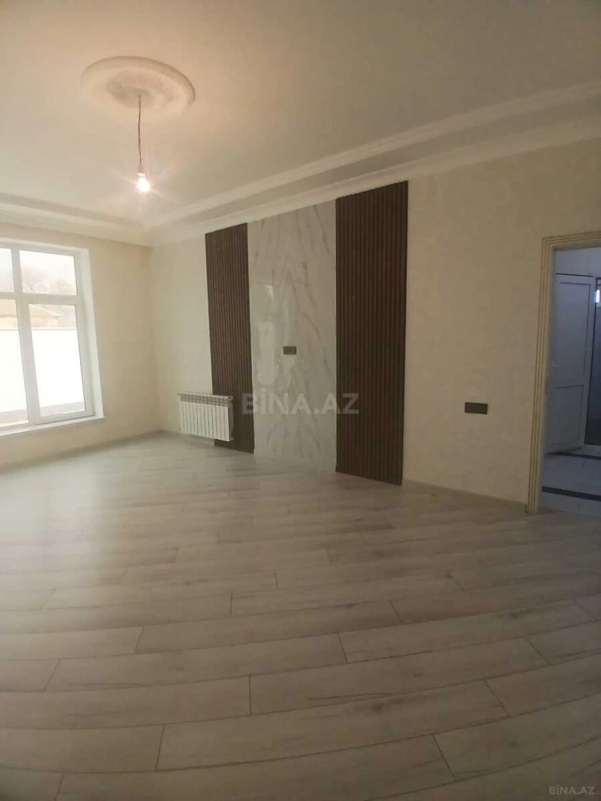 Satılır 5 otaqlı həyət evi 220 m²