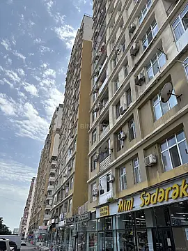 Satılır 4 otaqlı mənzil 158 m² — Bakı, Həzi Aslanov qəs. 4 otaq 158.00 m²