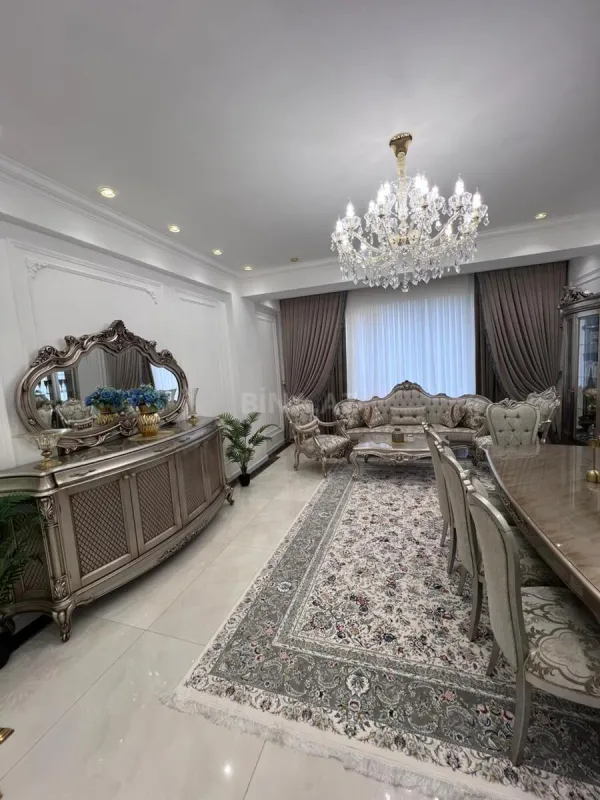 Satılır 3 otaqlı mənzil 146.4 m²