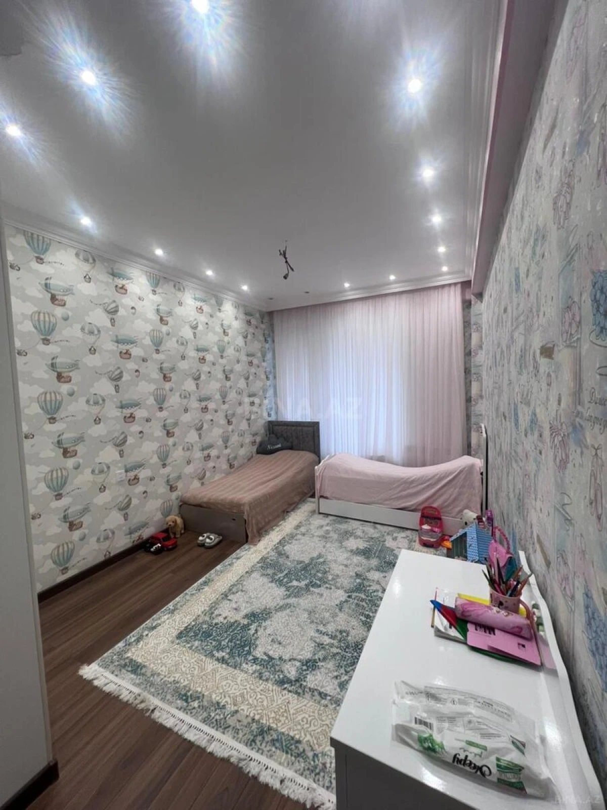 Satılır 3 otaqlı mənzil 146.4 m²
