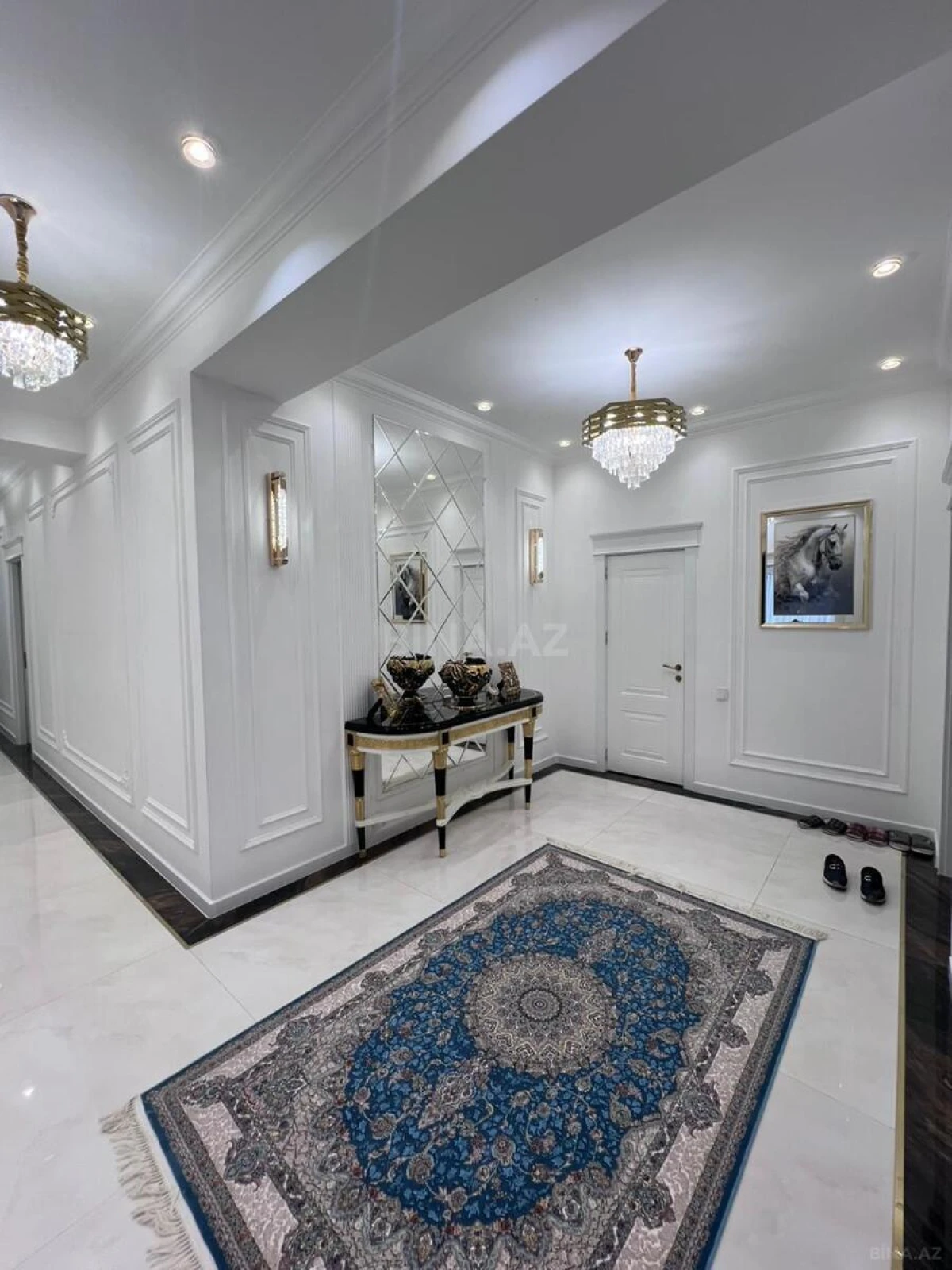 Satılır 3 otaqlı mənzil 146.4 m²