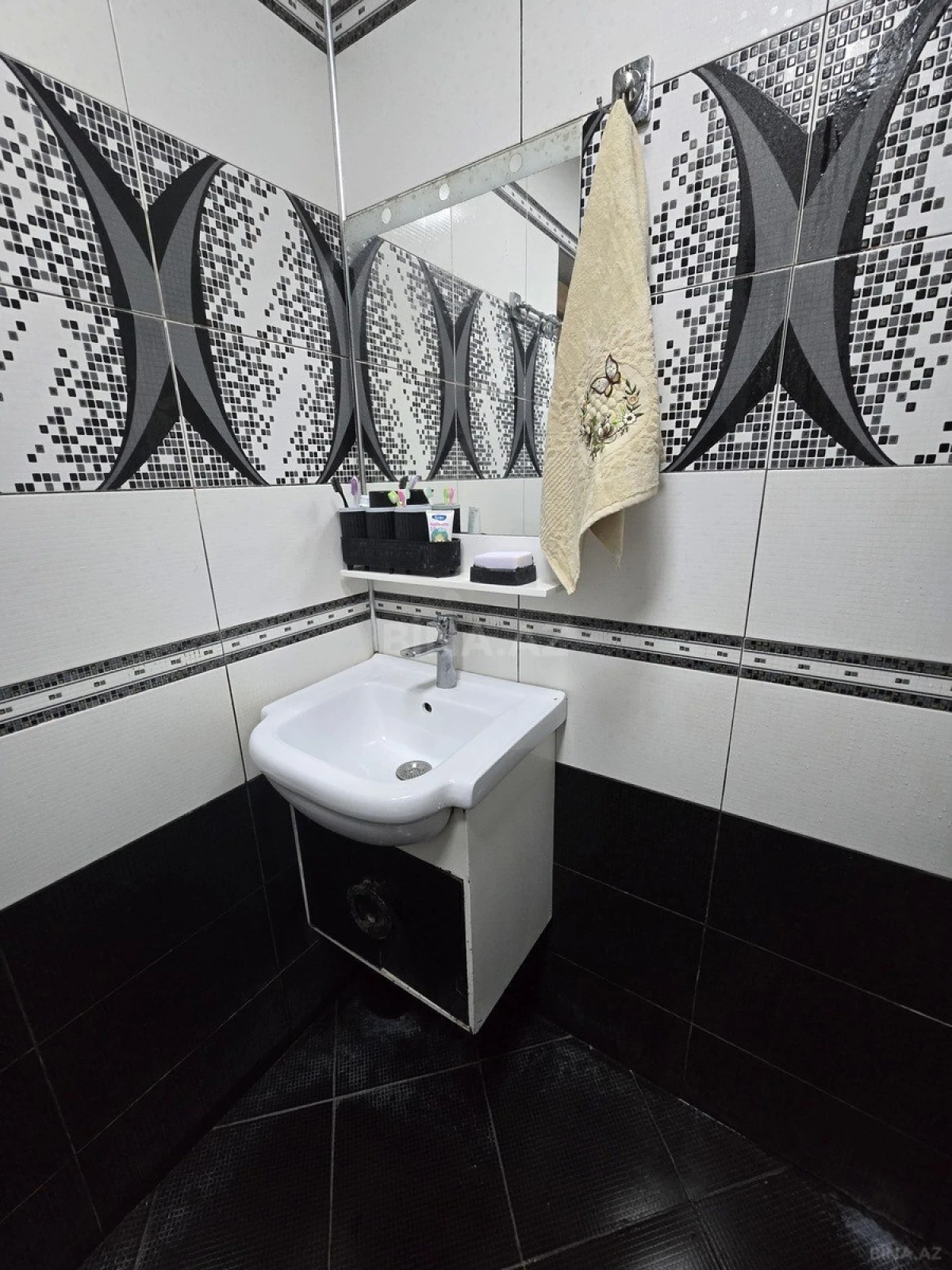 Satılır 2 otaqlı mənzil 50 m²