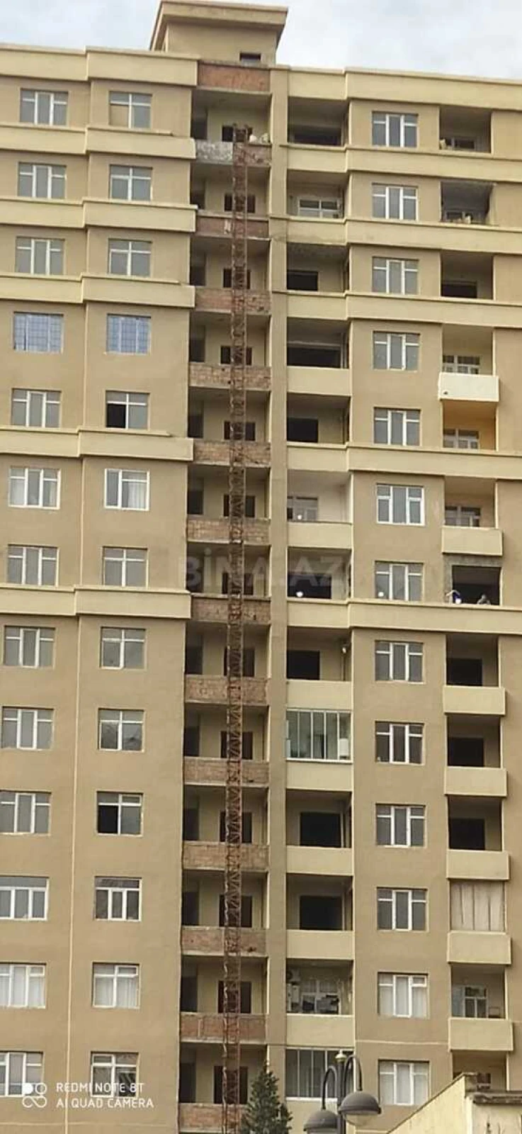 Satılır 1 otaqlı mənzil 57 m²