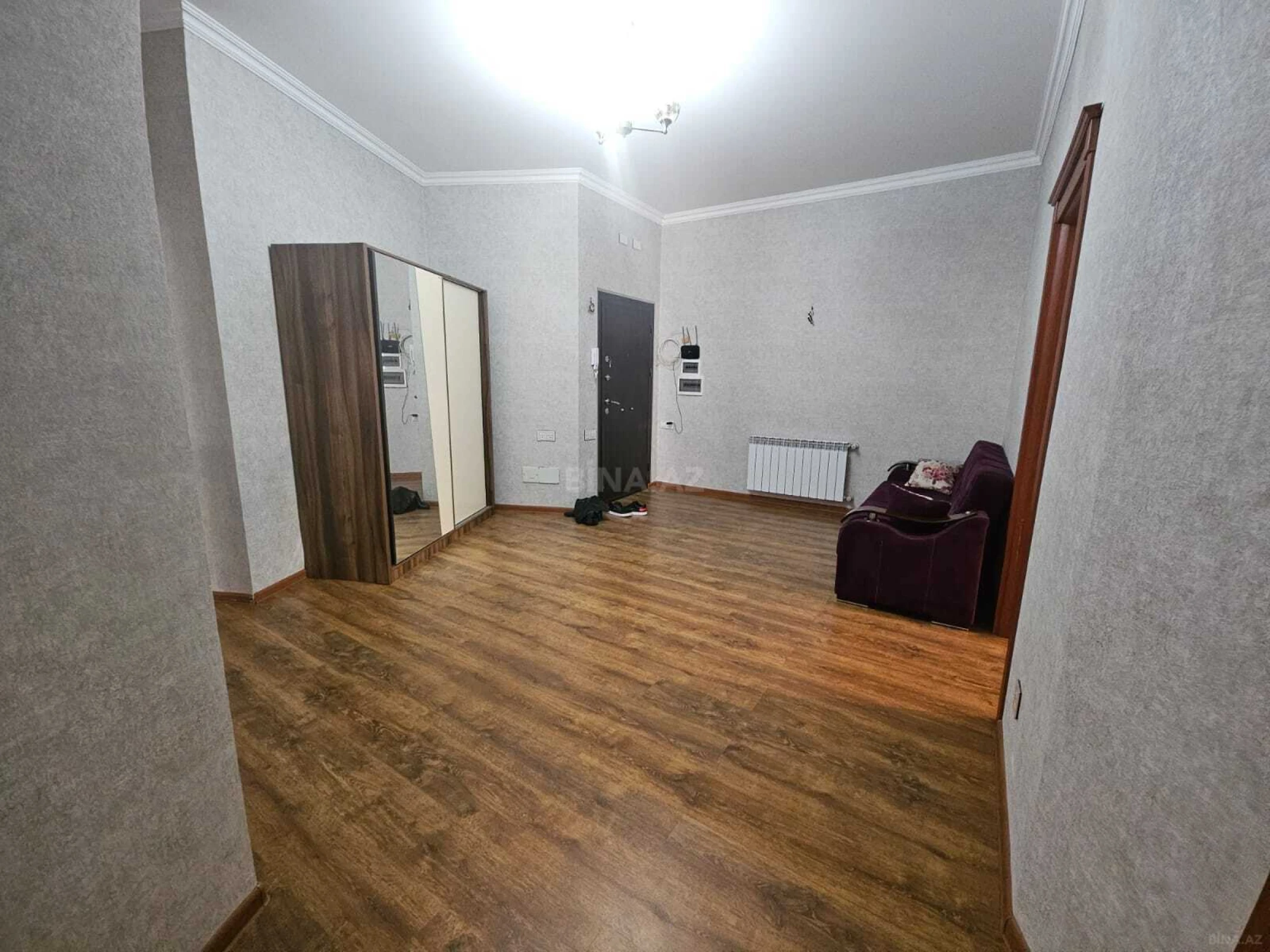 Kirayə verilir 3 otaqlı mənzil 135 m²
