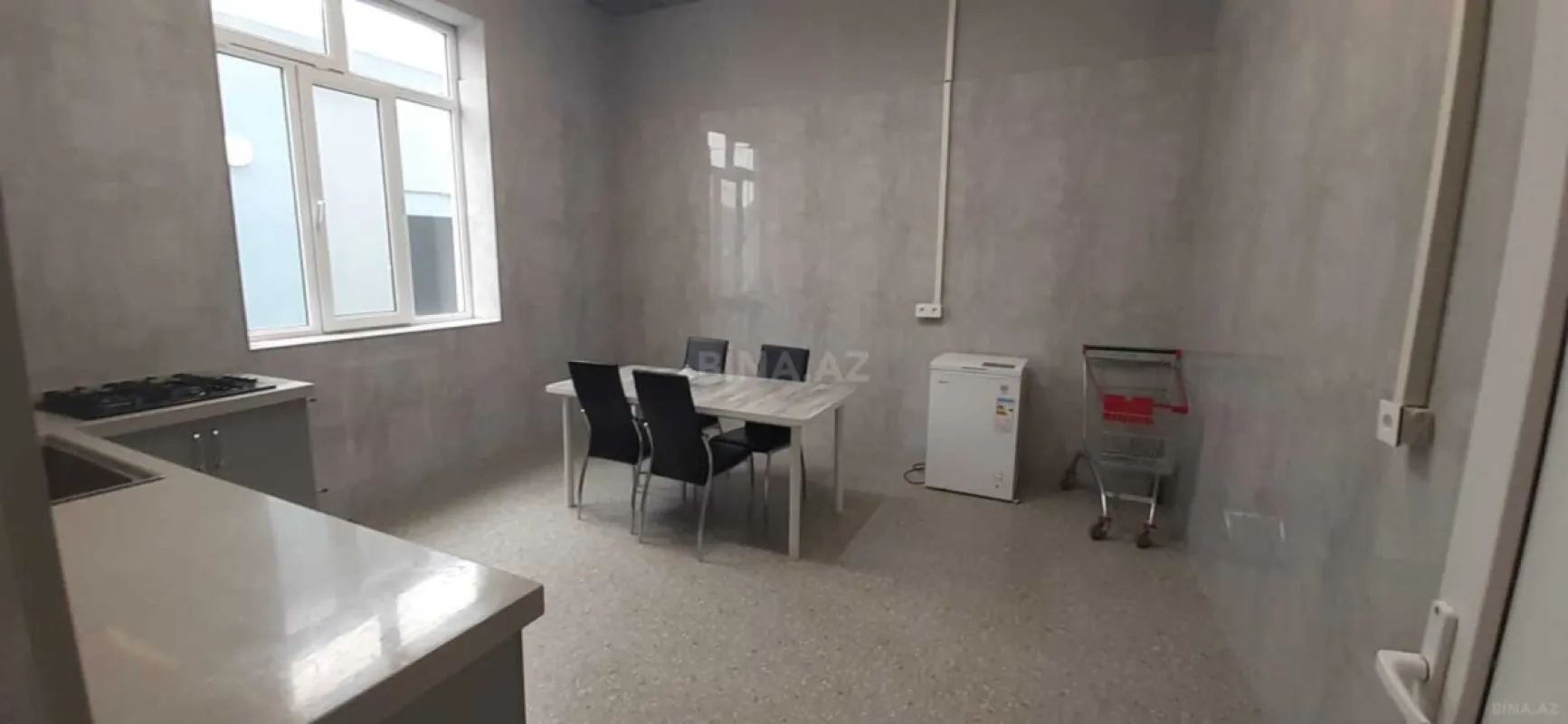 Kirayə verilir obyekt 200 m²