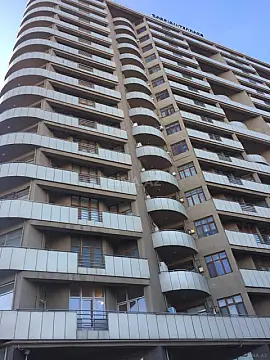 Kirayə verilir 3 otaqlı mənzil 130 m² — Bakı, Badamdar 3 otaq 130.00 m²