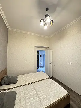 Kirayə verilir 2 otaqlı mənzil 58 m²