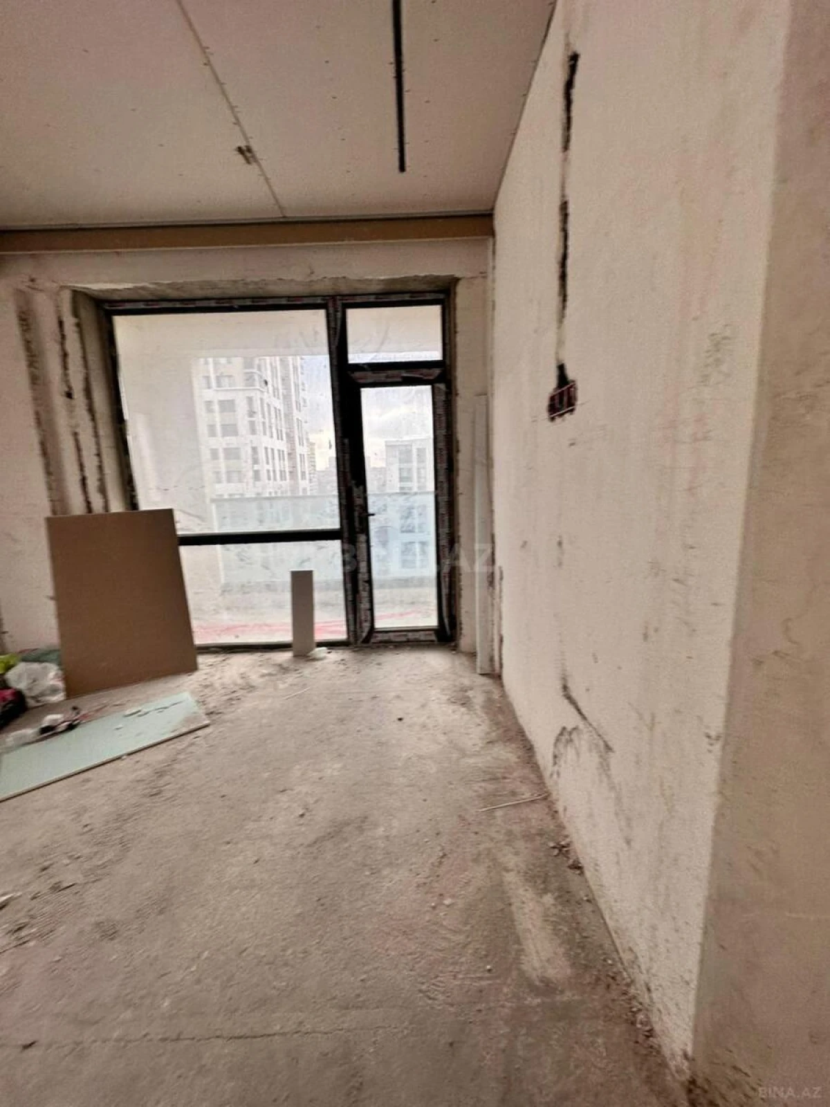 Satılır 3 otaqlı mənzil 100 m²