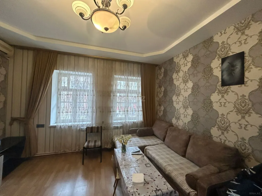 Kirayə verilir 3 otaqlı mənzil 100 m²