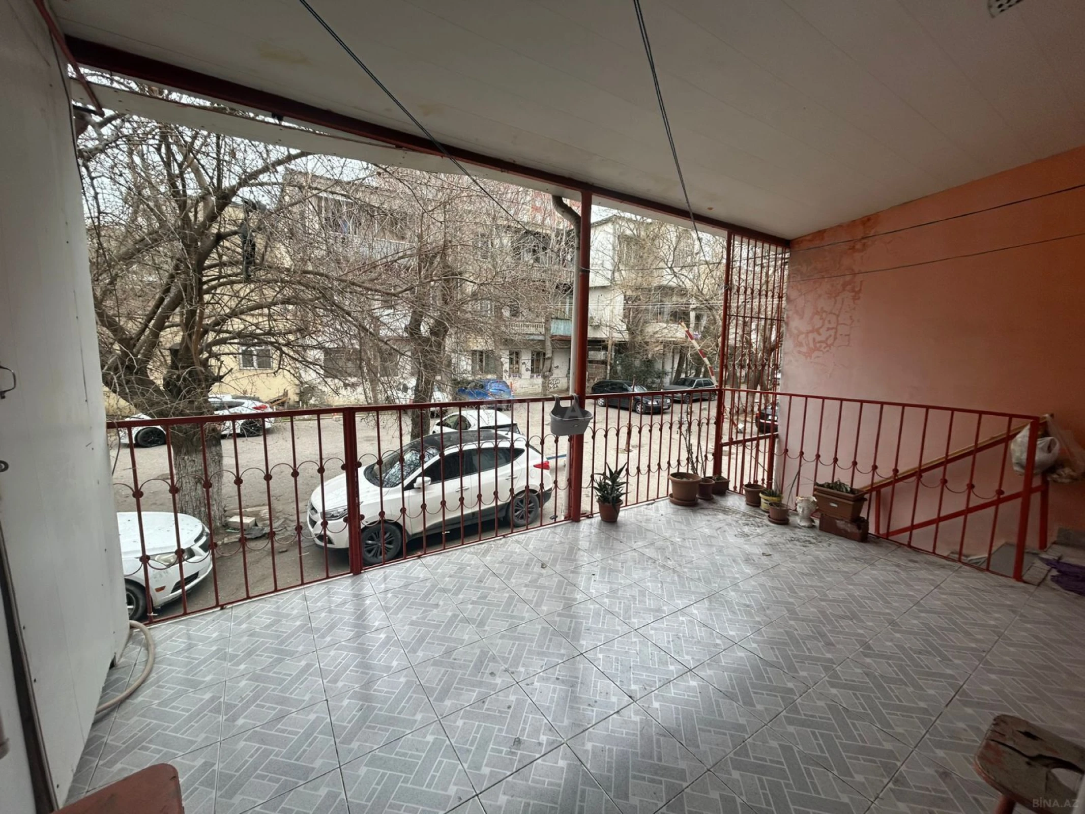 Kirayə verilir 3 otaqlı mənzil 100 m²