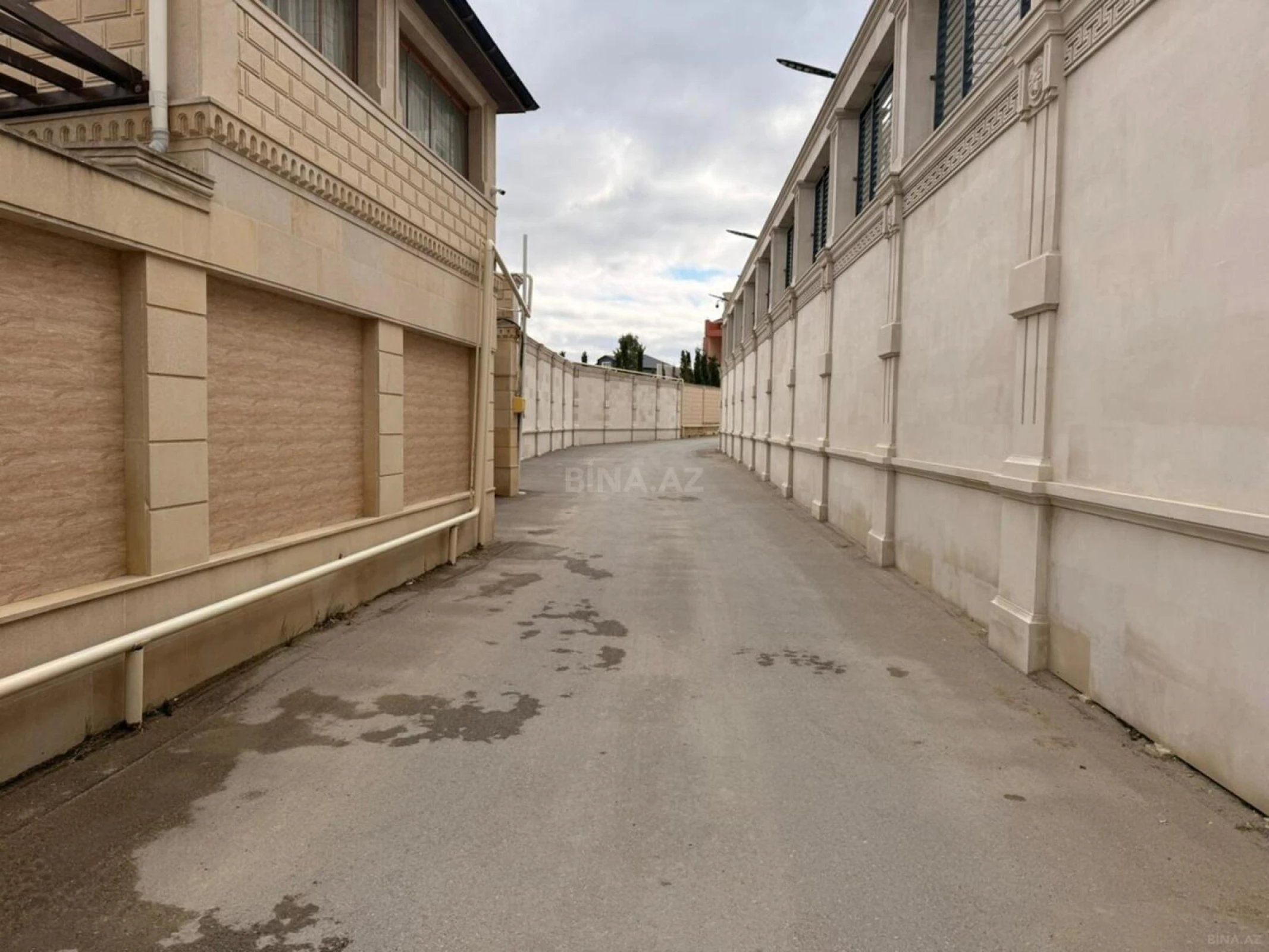 Satılır torpaq sahəsi 12 m²