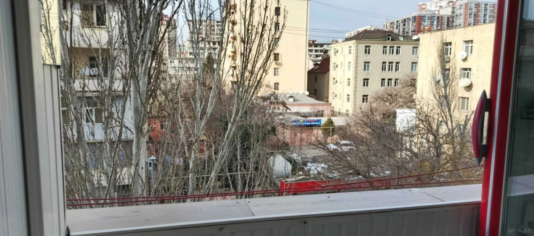 Kirayə verilir 3 otaqlı mənzil 90 m²