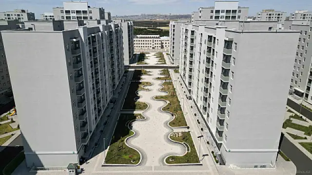 Satılır 4 otaqlı mənzil 100 m²