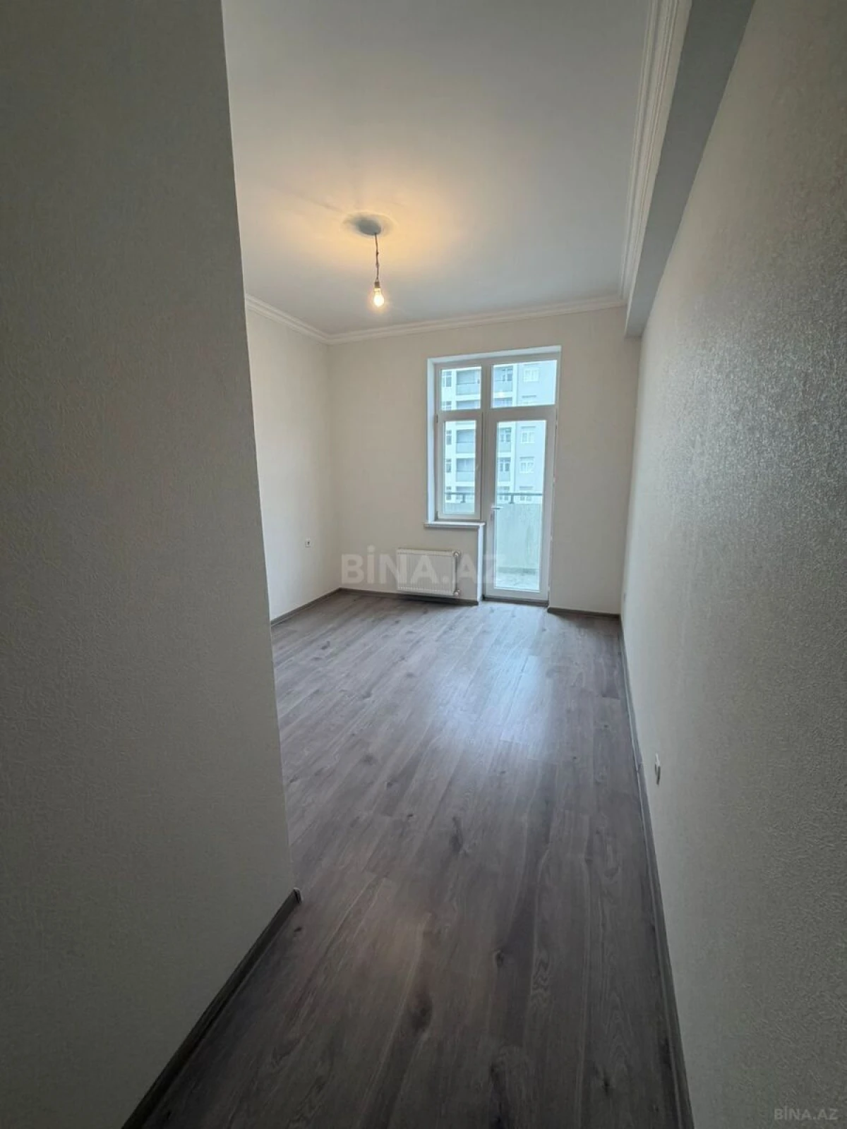 Satılır 4 otaqlı mənzil 100 m²