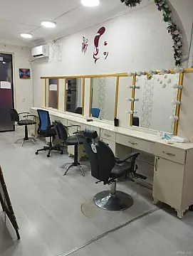 Satılır obyekt 40 m² — Bakı, Memar Əcəmi yanı 40.00 m²