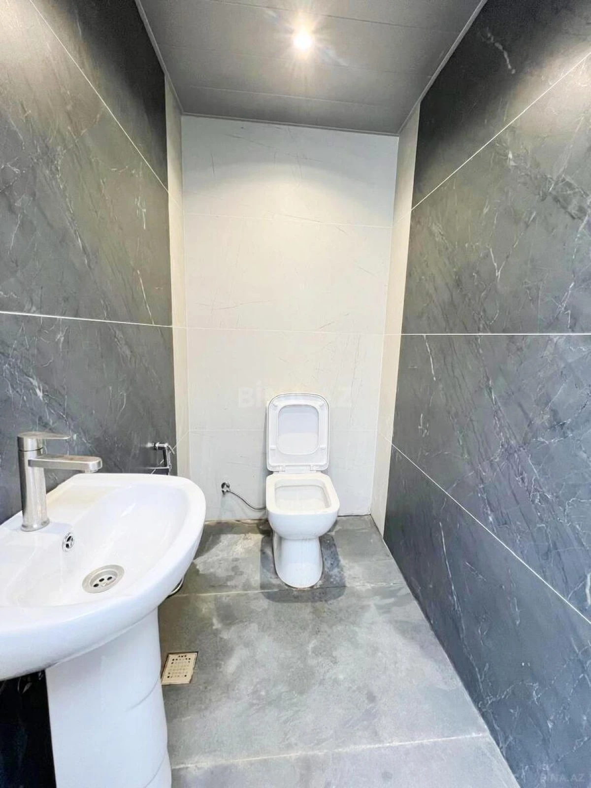 Satılır 4 otaqlı həyət evi 182 m²