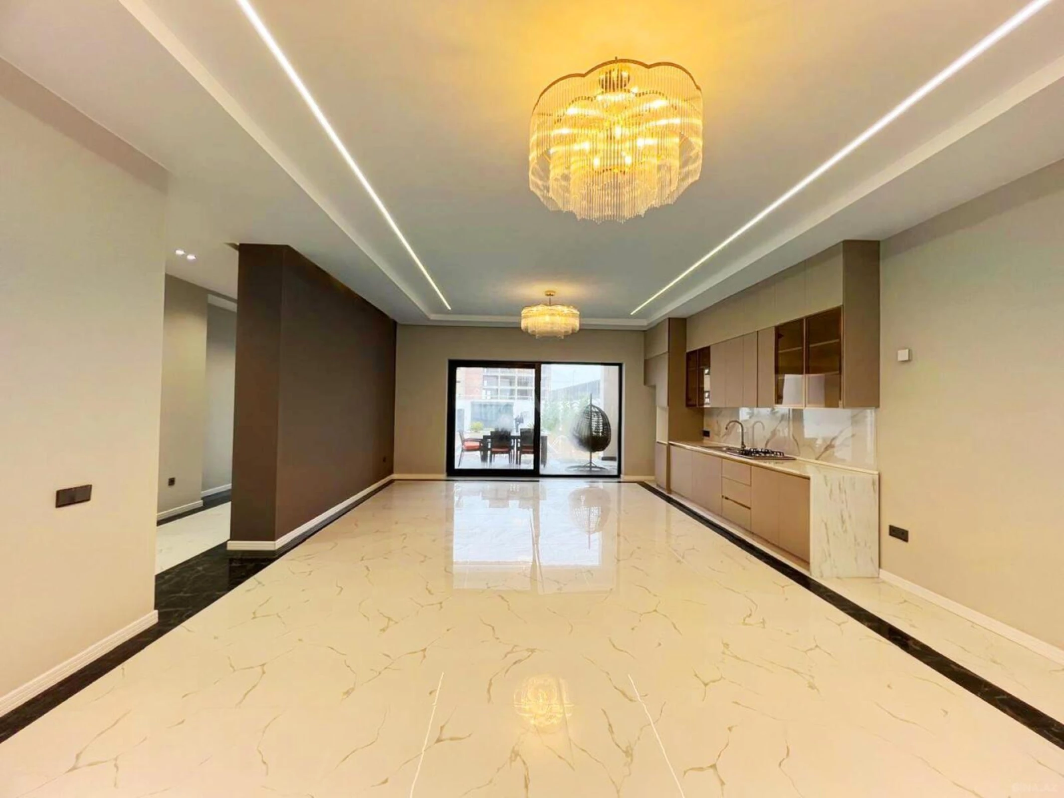 Satılır 4 otaqlı həyət evi 182 m²