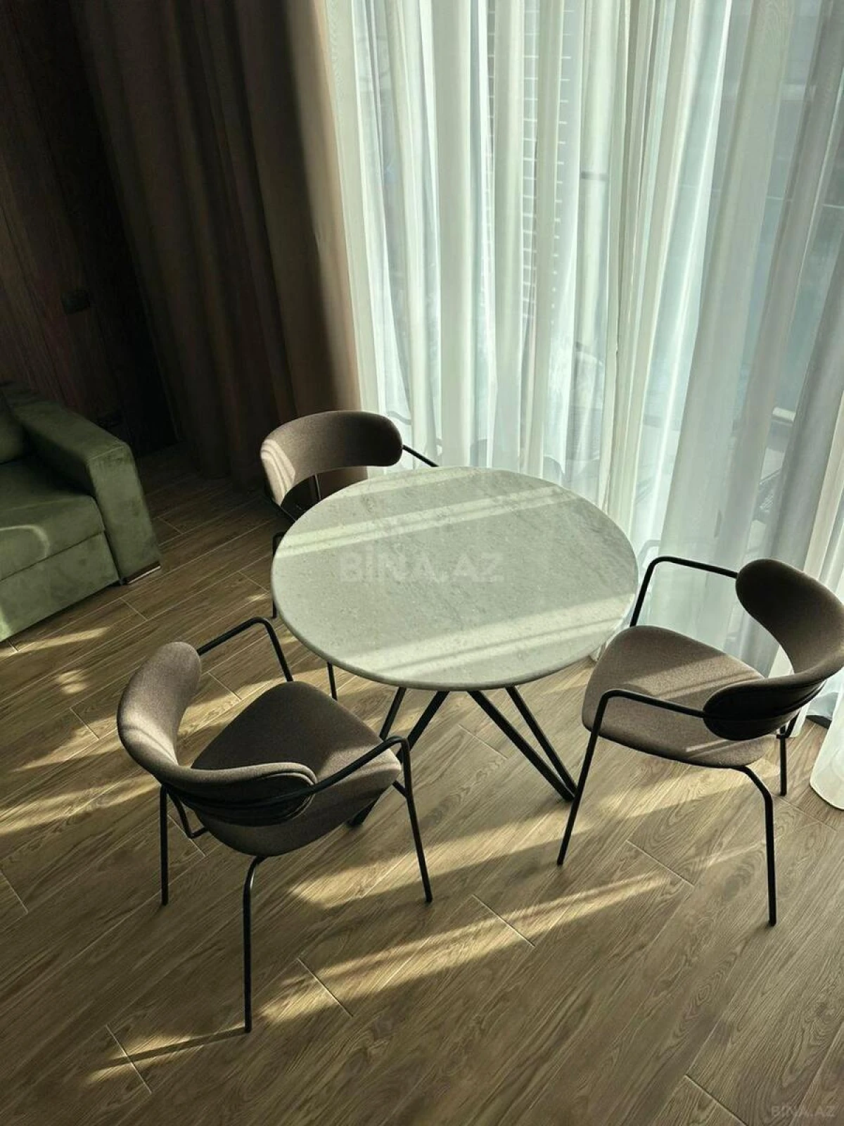 Kirayə verilir 2 otaqlı mənzil 63 m²