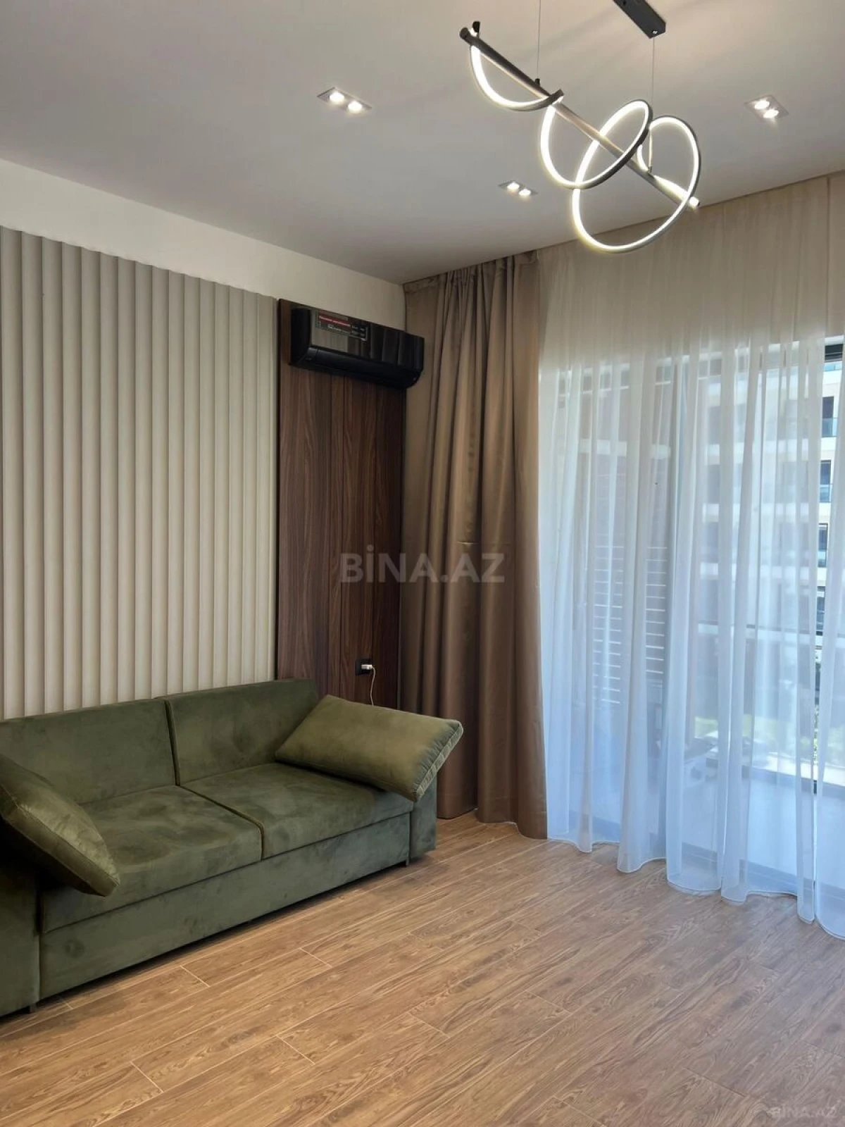 Kirayə verilir 2 otaqlı mənzil 63 m²