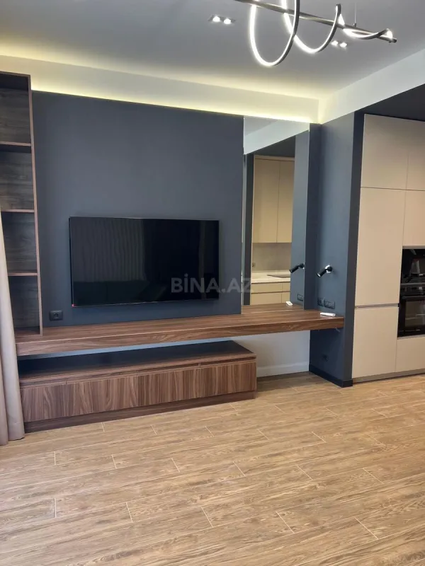 Kirayə verilir 2 otaqlı mənzil 63 m²