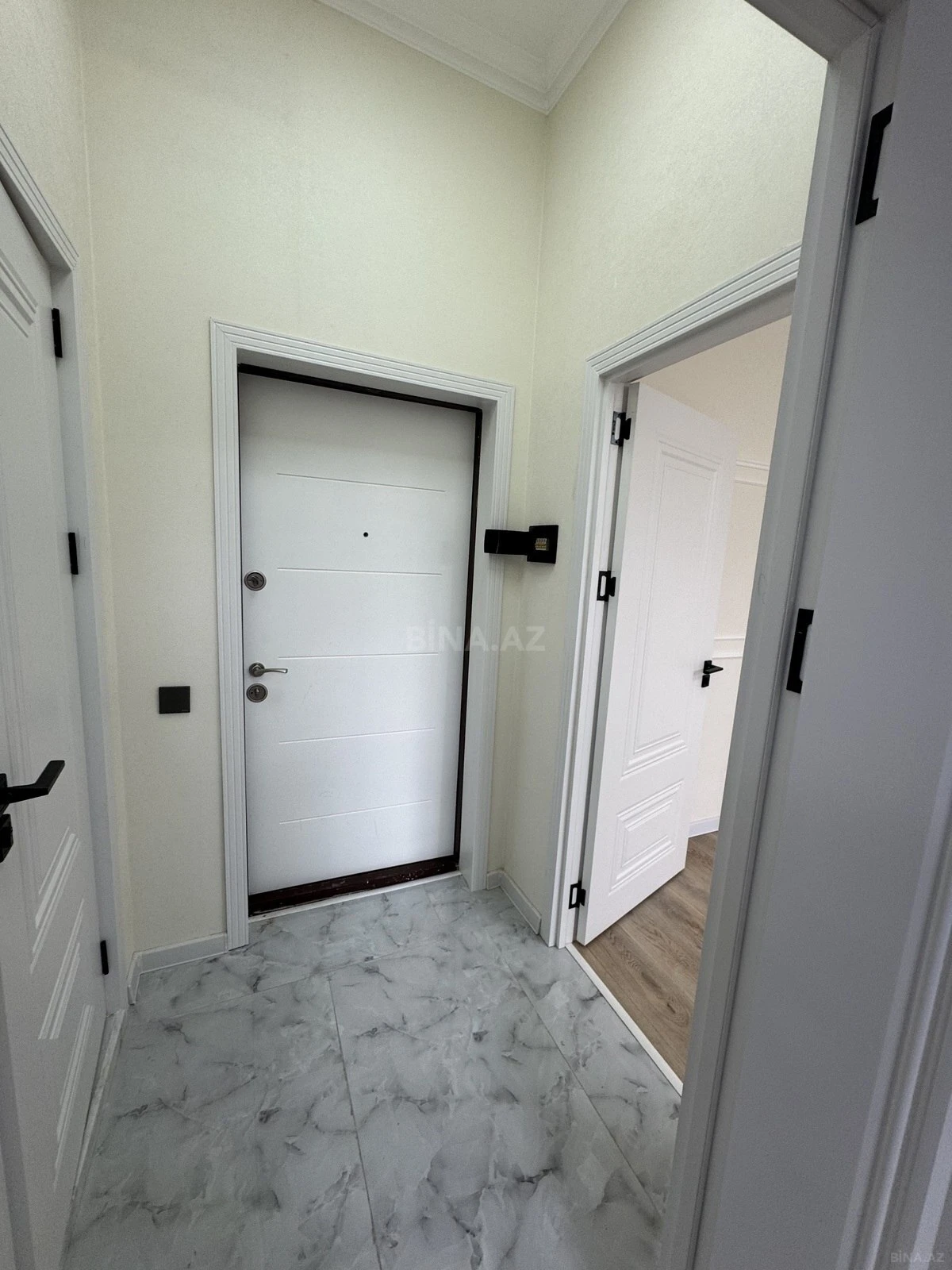 Satılır 2 otaqlı mənzil 34 m²