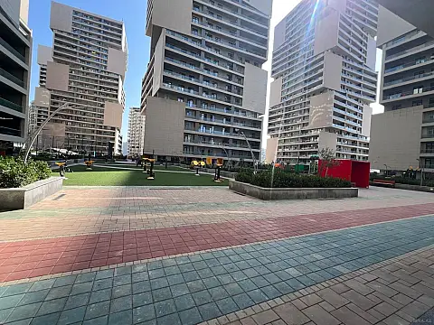 Satılır 2 otaqlı mənzil 100 m²