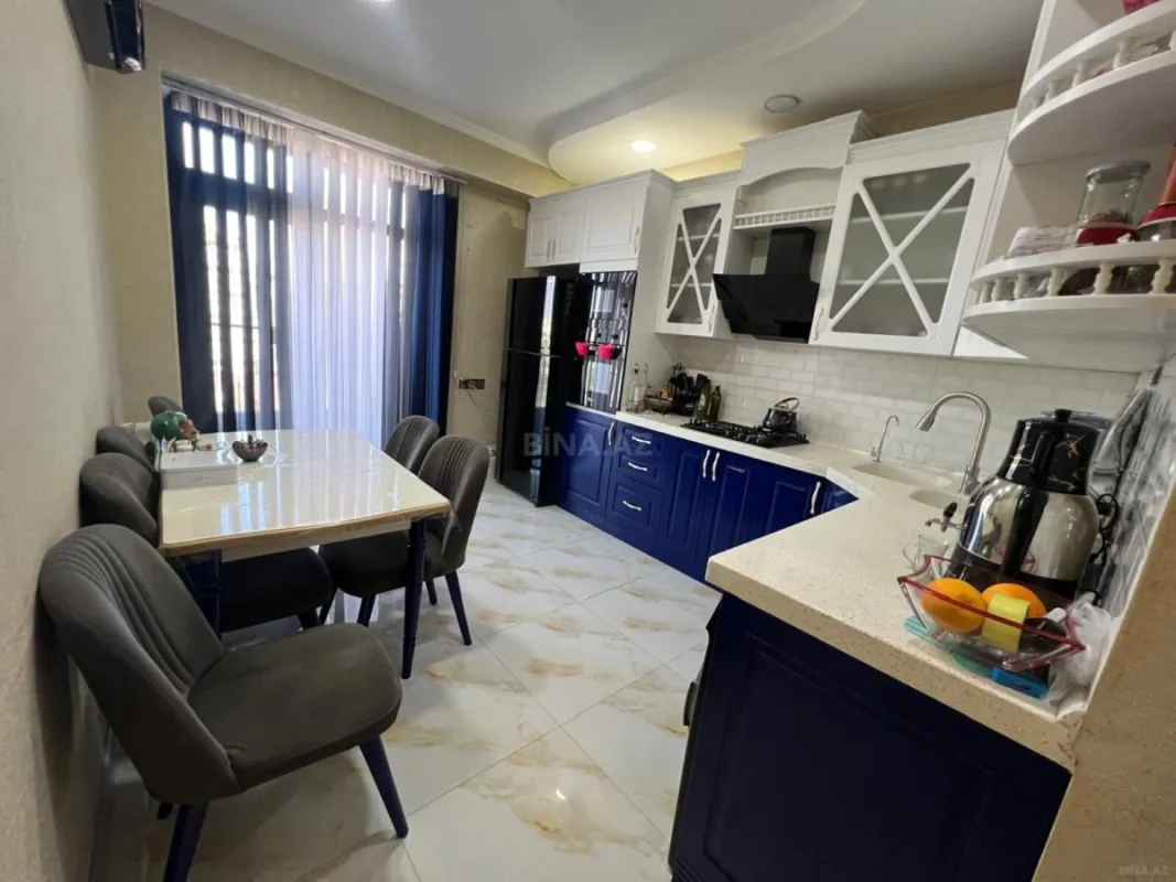 Satılır 2 otaqlı mənzil 100 m²