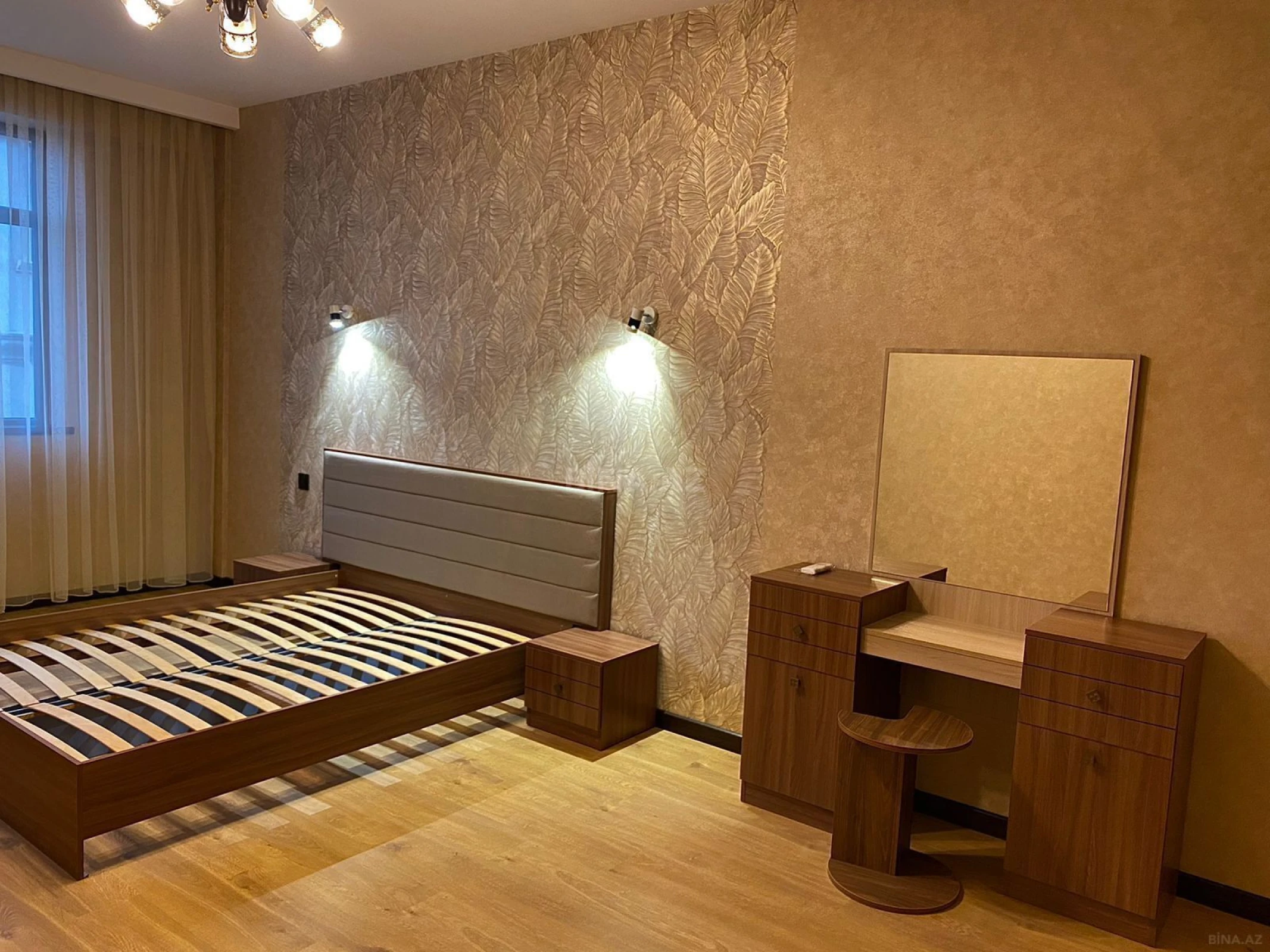 Kirayə verilir 3 otaqlı mənzil 100 m²