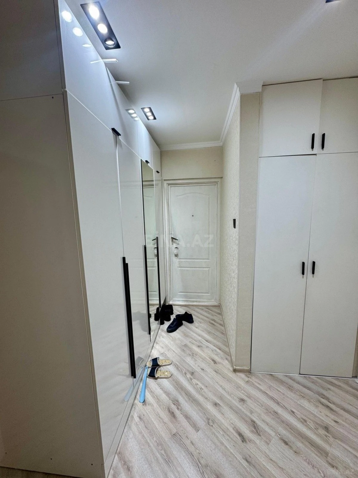 Satılır 3 otaqlı mənzil 85 m²