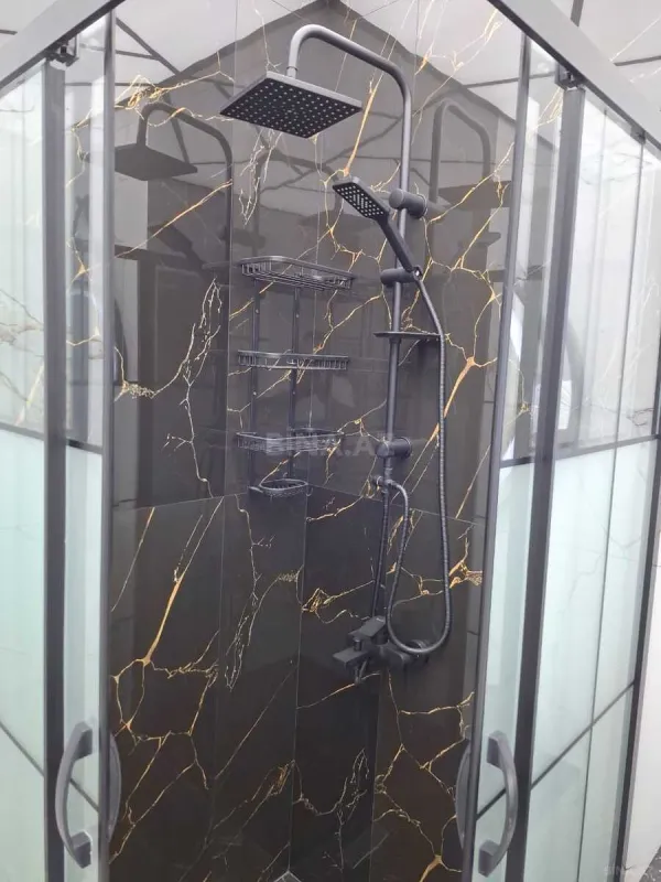 Kirayə verilir 2 otaqlı mənzil 101 m²