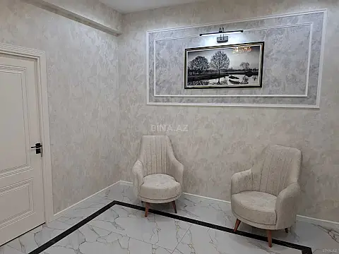Kirayə verilir 2 otaqlı mənzil 101 m²
