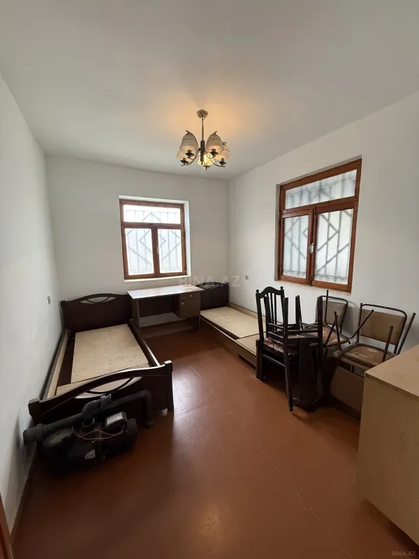 Satılır 7 otaqlı həyət evi 250 m²