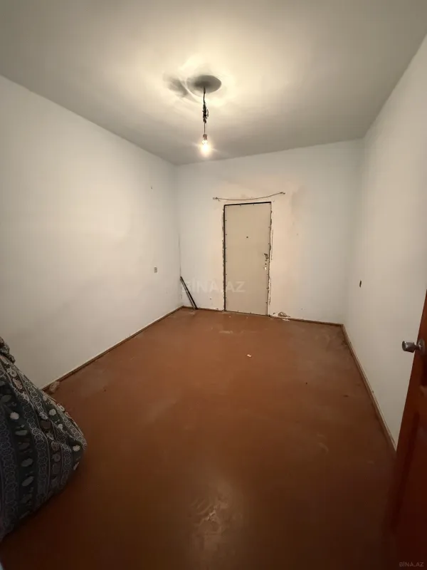 Satılır 7 otaqlı həyət evi 250 m²