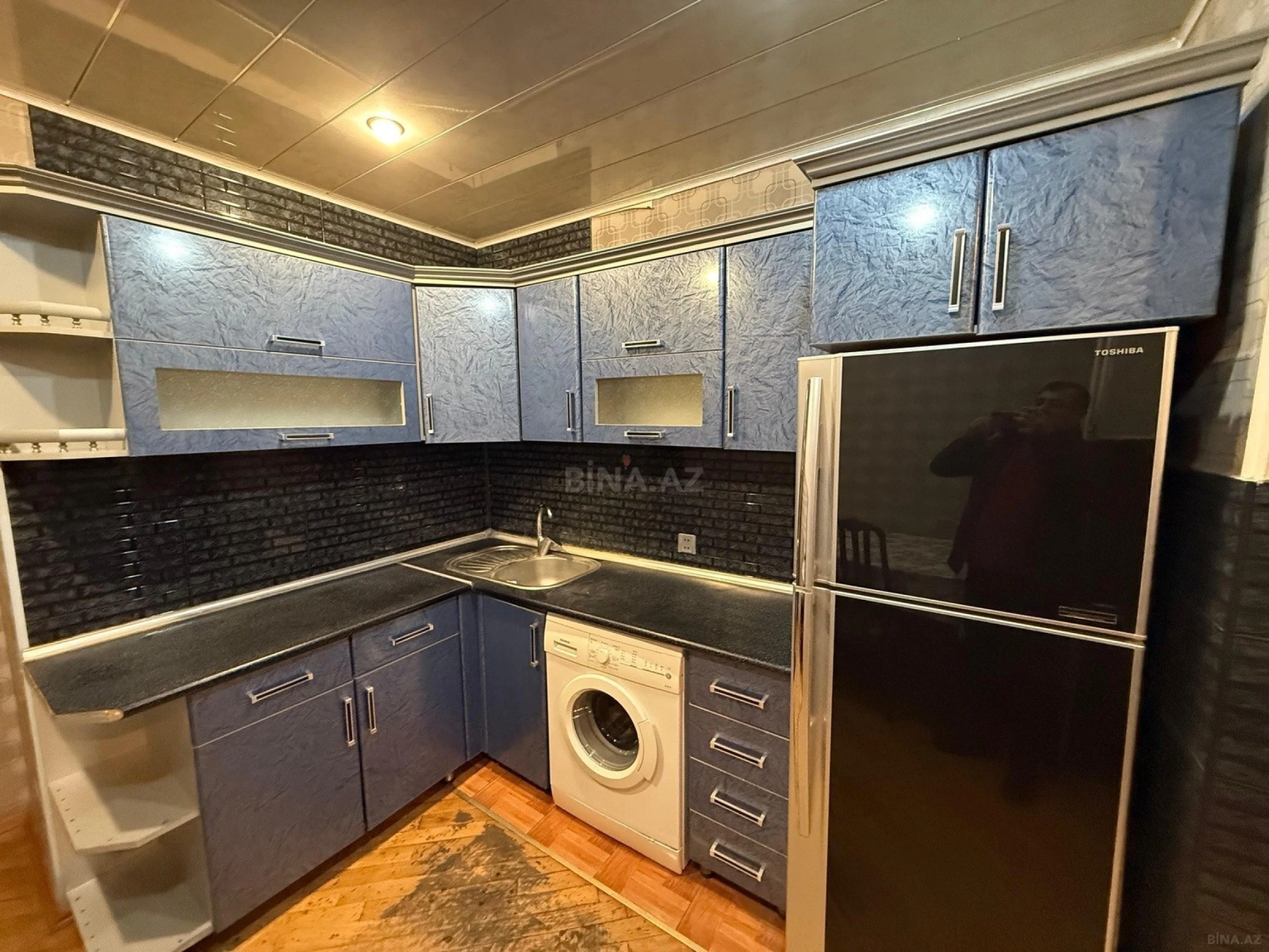 Kirayə verilir 2 otaqlı mənzil 65 m²