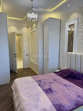 Satılır 4 otaqlı mənzil 128 m²