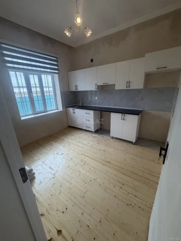 Satılır 4 otaqlı həyət evi 130 m²