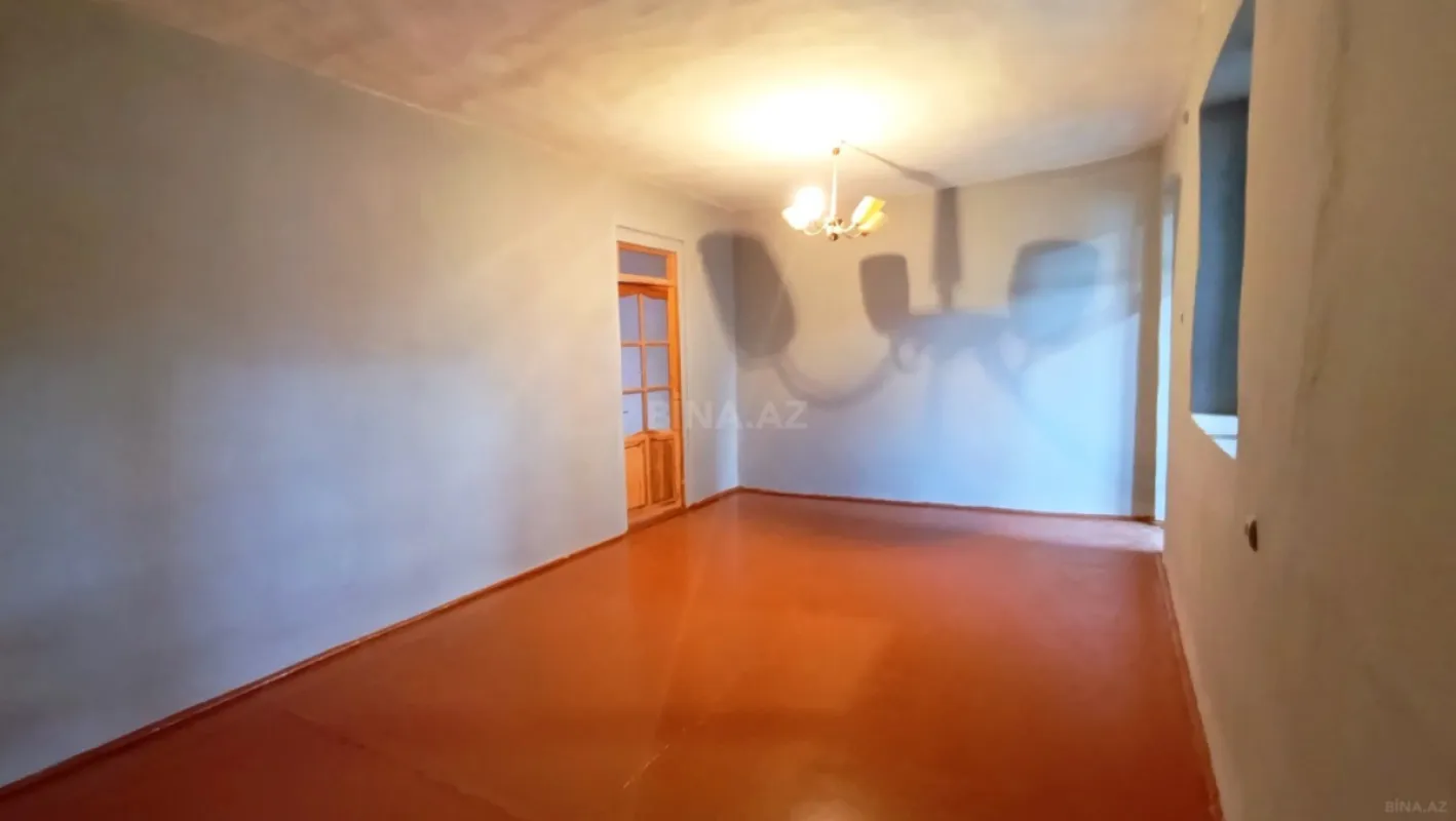 Satılır 6 otaqlı həyət evi 150 m²