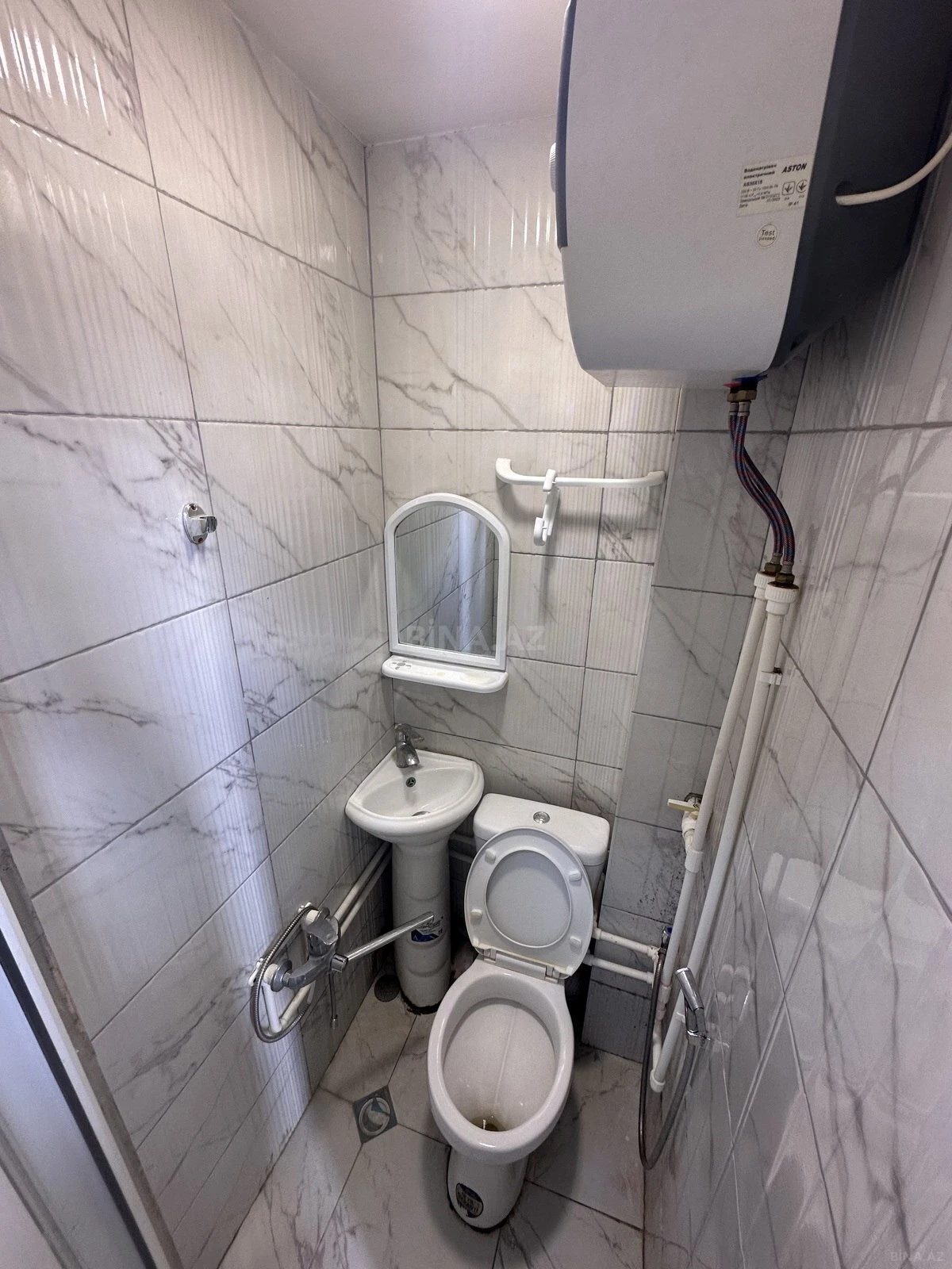 Kirayə verilir 1 otaqlı mənzil 9 m²