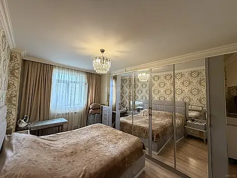 Satılır 3 otaqlı mənzil 74 m²