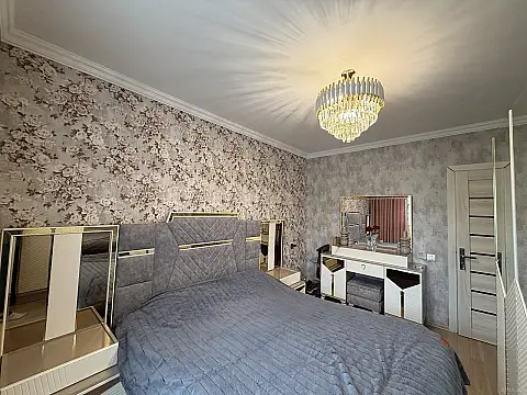Satılır 3 otaqlı mənzil 74 m²