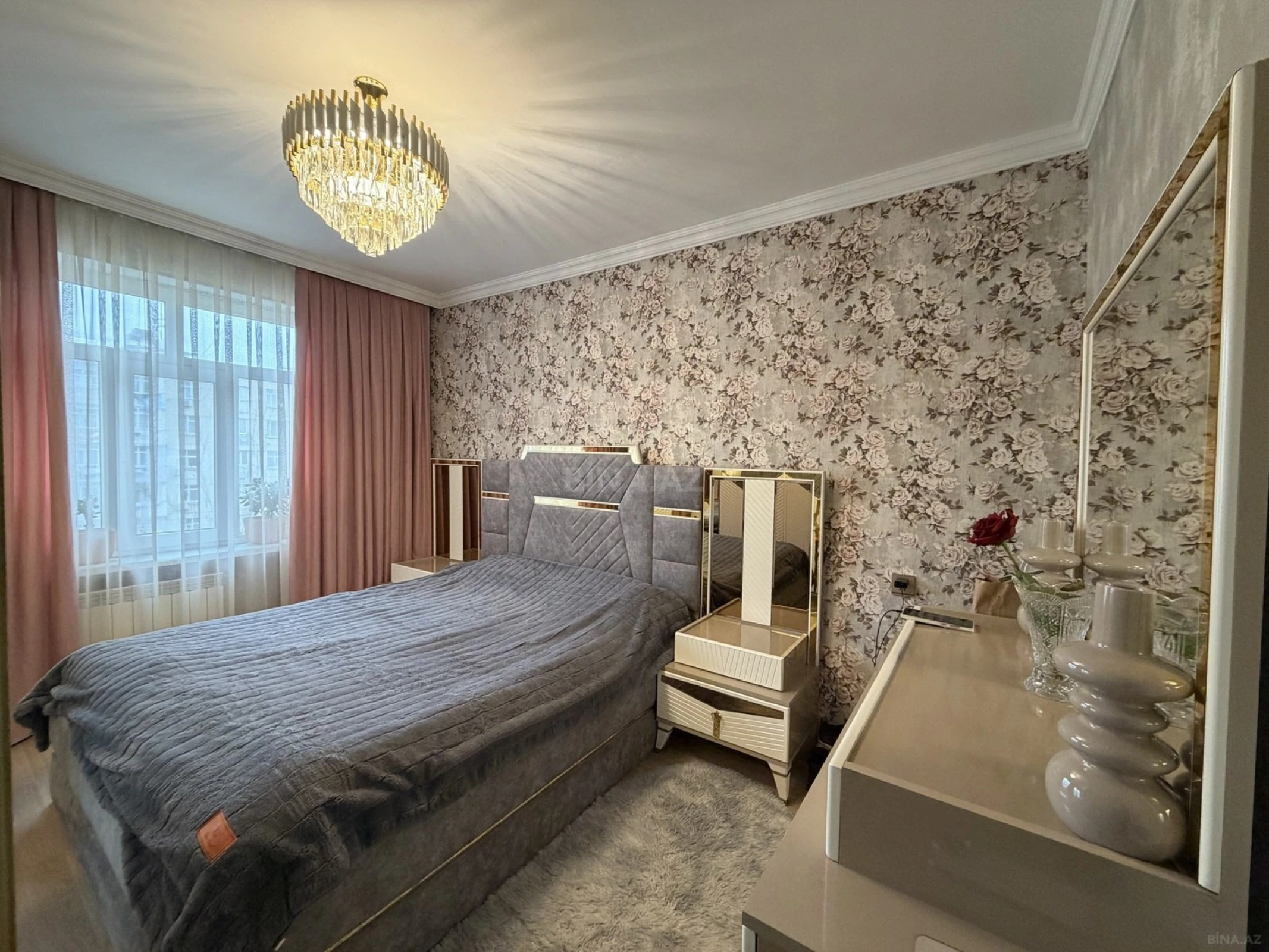 Satılır 3 otaqlı mənzil 74 m²