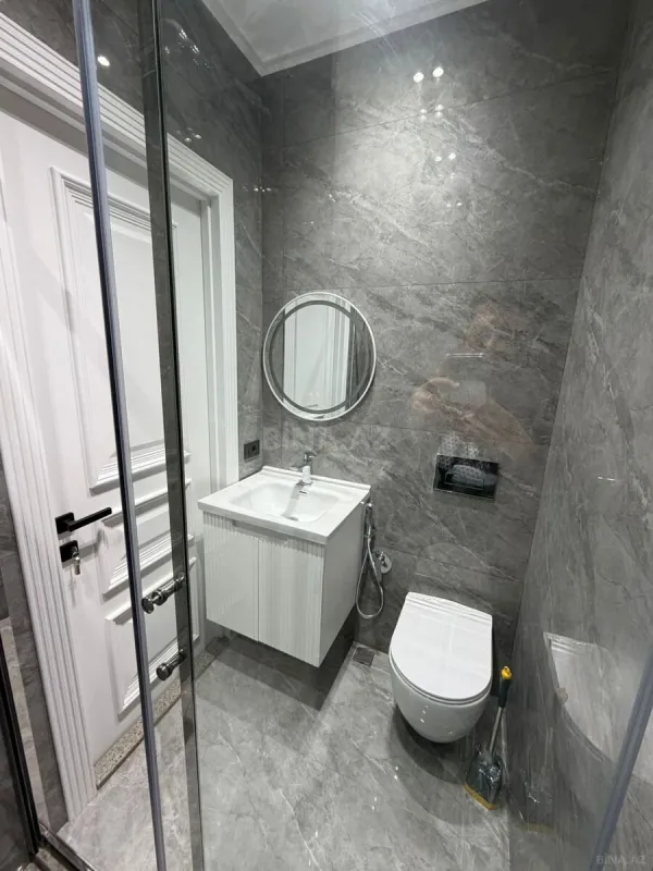 Kirayə verilir 2 otaqlı mənzil 80 m²