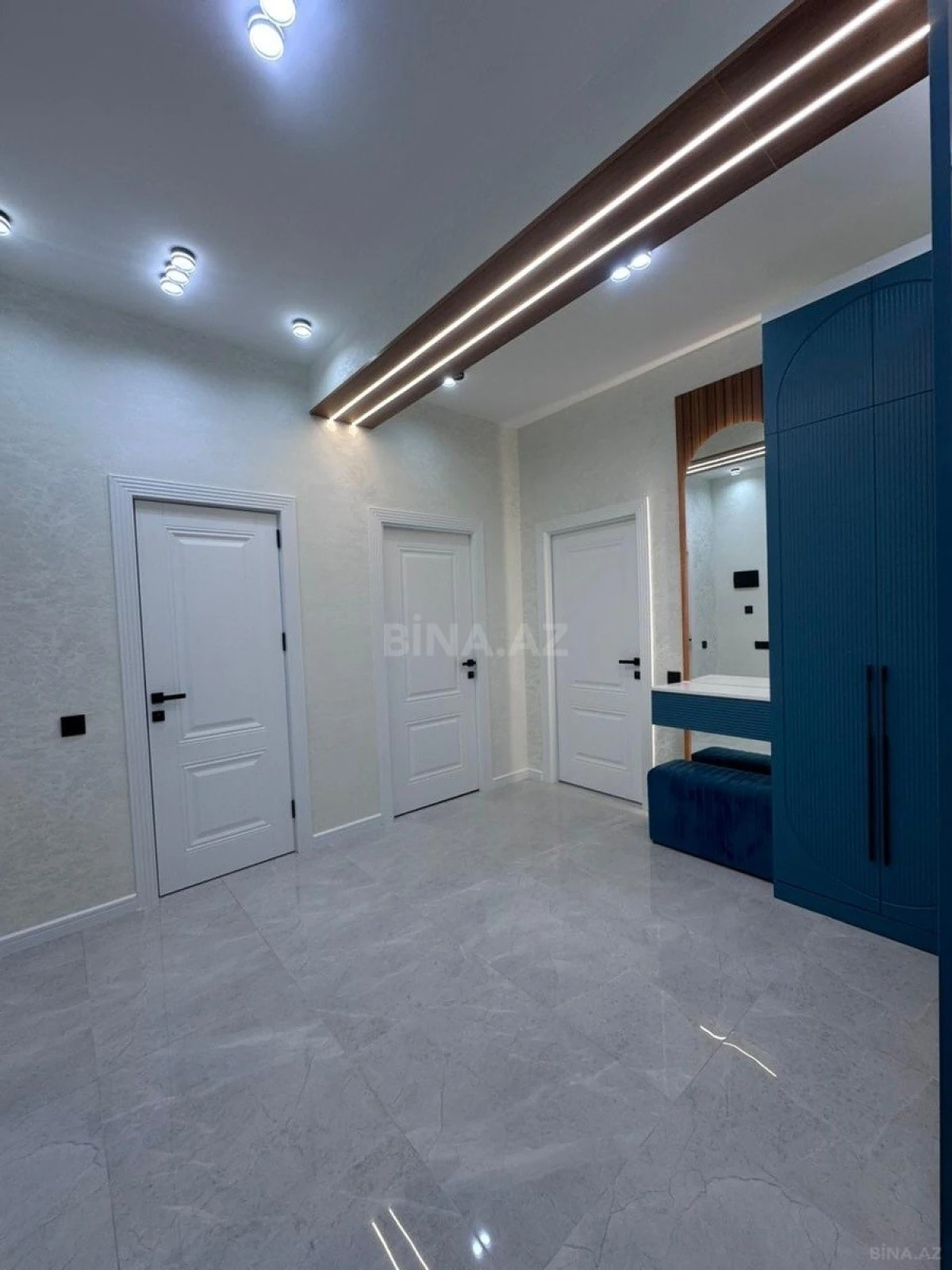 Satılır 3 otaqlı mənzil 96 m²